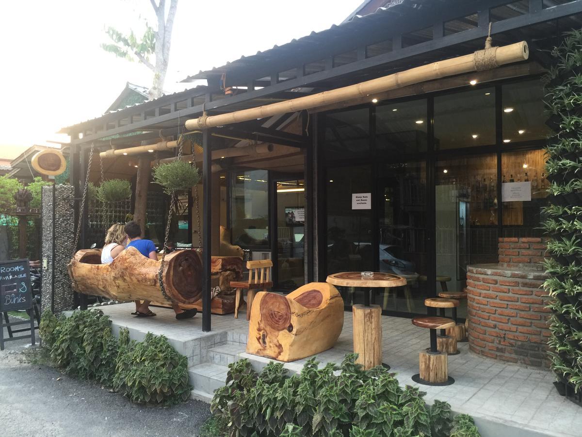 Counting Sheeps At Cnx (Adults Only) Hostel Chiang Mai Exterior photo