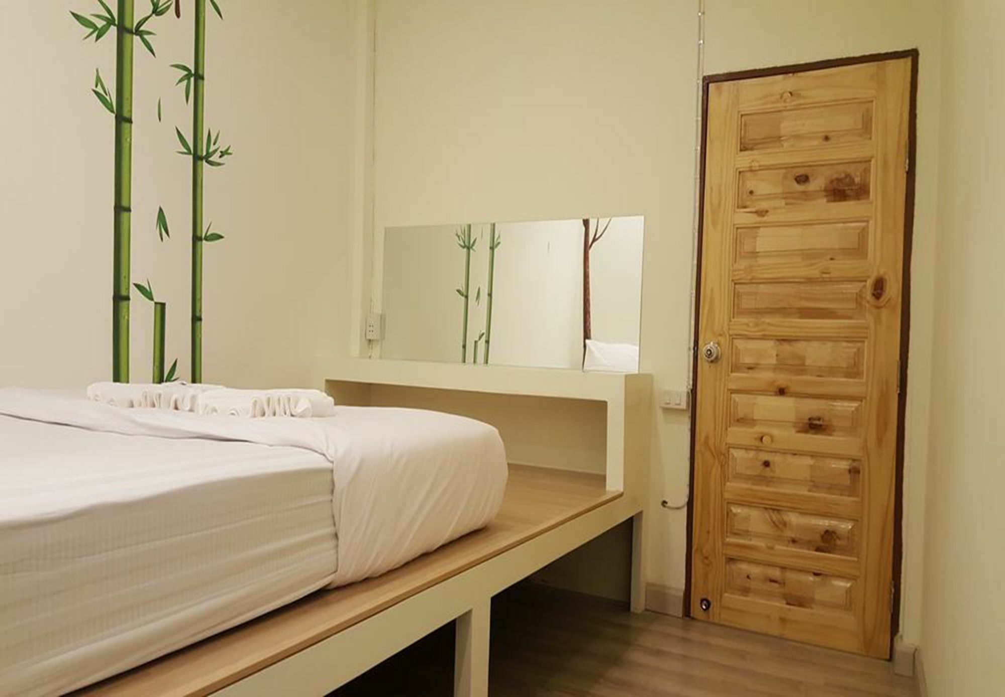 Counting Sheeps At Cnx (Adults Only) Hostel Chiang Mai Exterior photo
