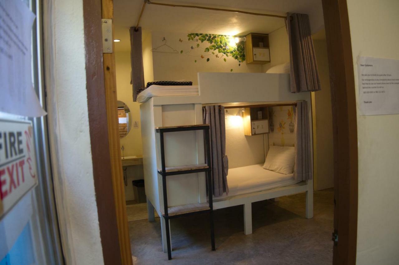Counting Sheeps At Cnx (Adults Only) Hostel Chiang Mai Exterior photo