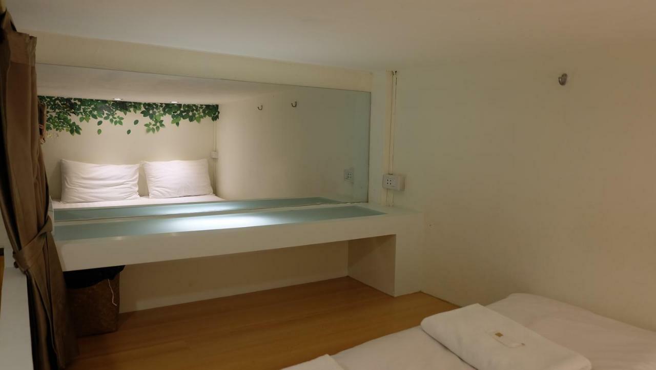 Counting Sheeps At Cnx (Adults Only) Hostel Chiang Mai Exterior photo