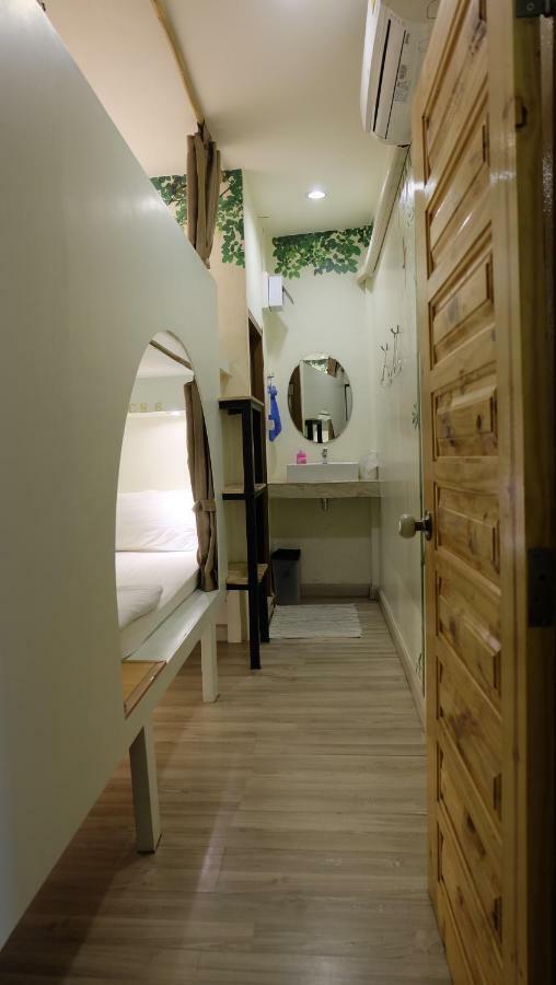 Counting Sheeps At Cnx (Adults Only) Hostel Chiang Mai Exterior photo